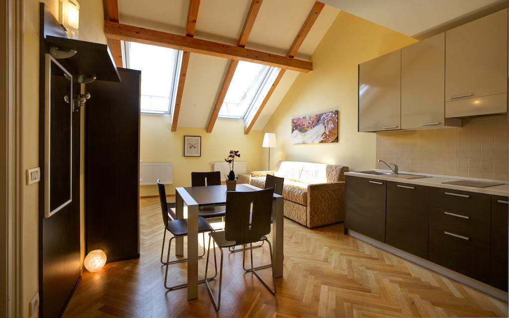 Hotel Halkova Prague