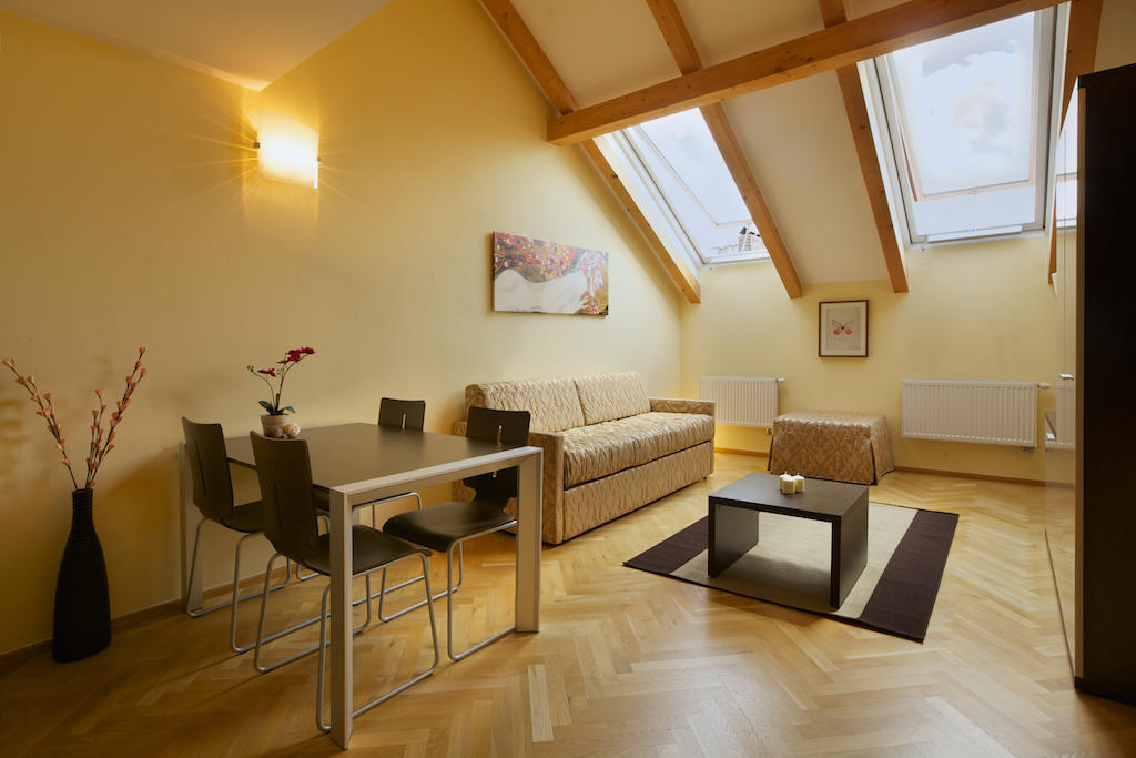 Hotel Halkova Prague